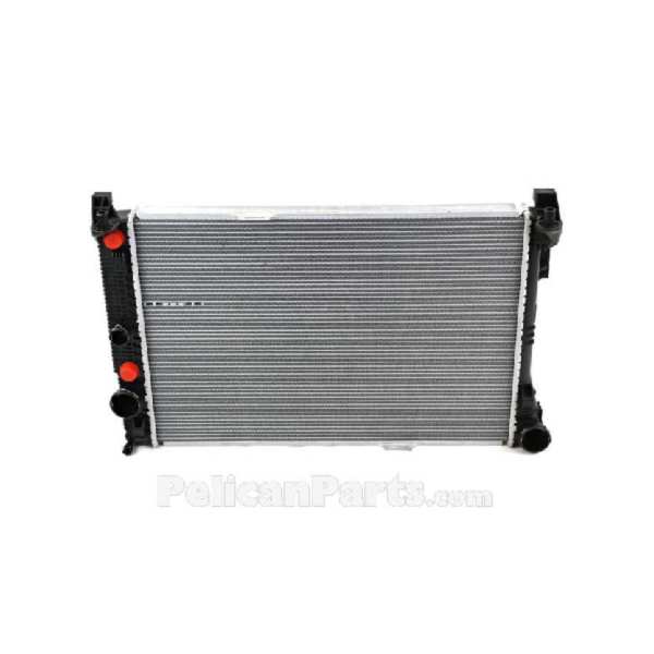 تصویر محصول رادیاتور آب بنز کلاس CLA CLA45 سال 2015